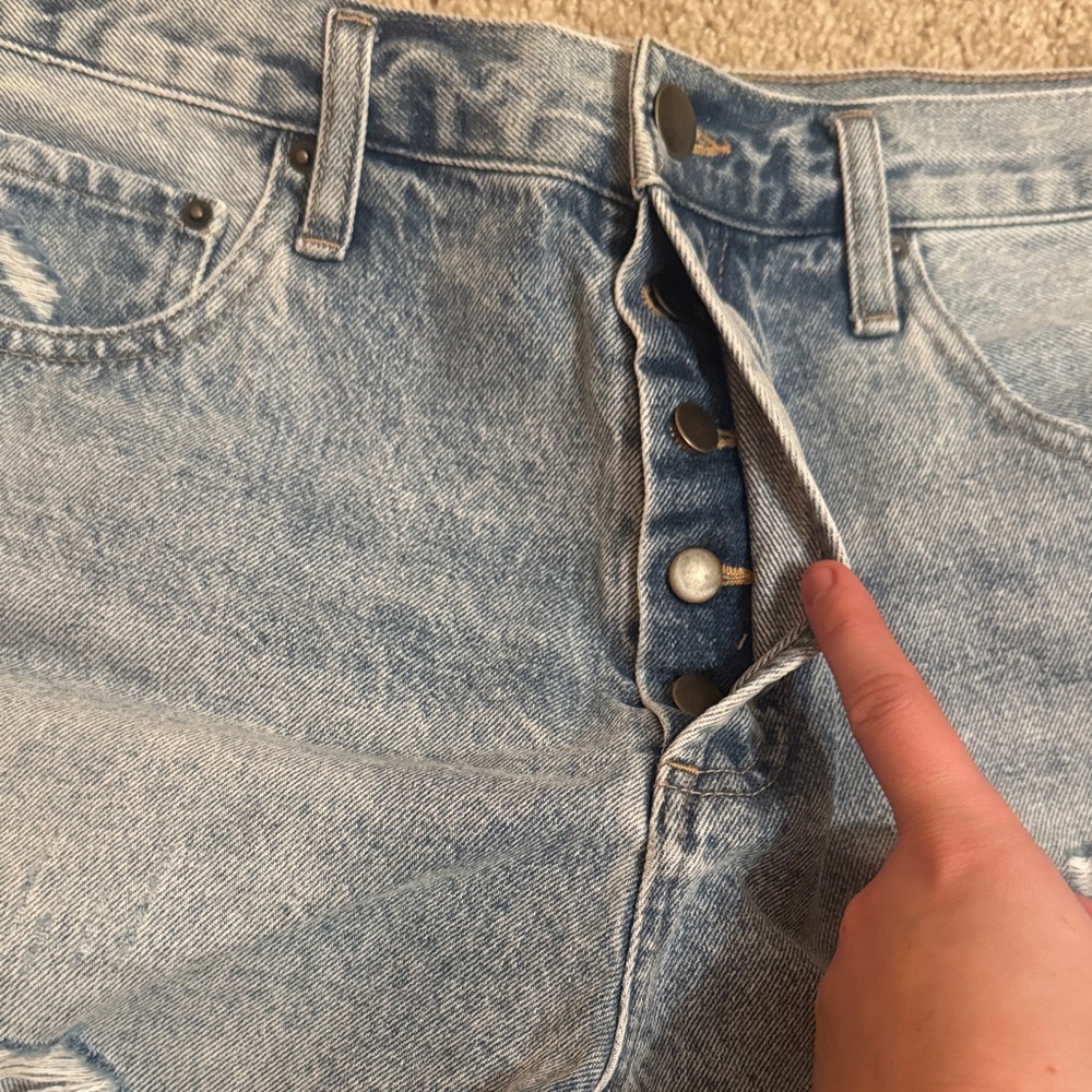 Altar’d state Distressed Denim Shorts - Picture 3 of 6